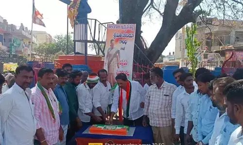 త్యాగశీలి సోనియమ్మకు జన్మదిన శుభాకాంక్షలు: గజేందర్