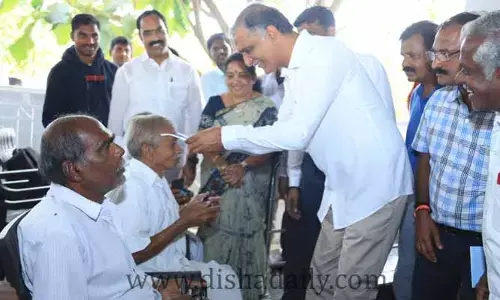 జనవరి 18 నుంచి కంటి వెలుగు కార్యక్రమం ప్రారంభం : Minister Harish Rao