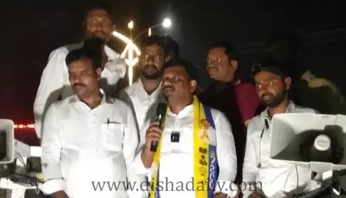 వైన్స్ కావాలా...నిజాయితీ రాజకీయాలు కావాలా :Teenmar Mallanna వైన్స్ కావాలా...నిజాయితీ రాజకీయాలు కావాలా :Teenmar Mallanna