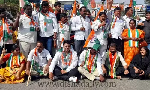 పోలీసుల పెత్తనం సరికాదు