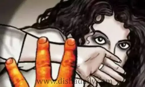 ఘోరం.. కన్న కూతురిపై కసాయి తండ్రి అత్యాచారం