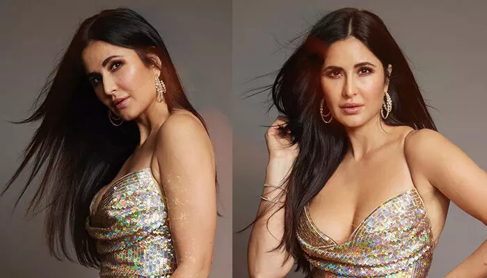 ఎద అందాలతో అట్రాక్ట్ చేస్తున్న Katrina Kaif.. ఎద అందాలతో అట్రాక్ట్ చేస్తున్న Katrina Kaif..