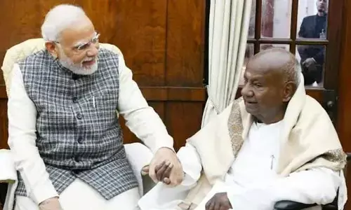 Modi కన్నా దేవెగౌడ పెద్ద నాయకుడు... జేడీఎస్ అధ్యక్షుడు సంచలన వ్యాఖ్యలు