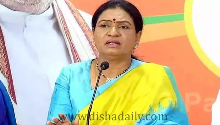 అవి కేసీఆర్ కుటుంబానికి అలవాటే: DK Aruna అవి కేసీఆర్ కుటుంబానికి అలవాటే: DK Aruna