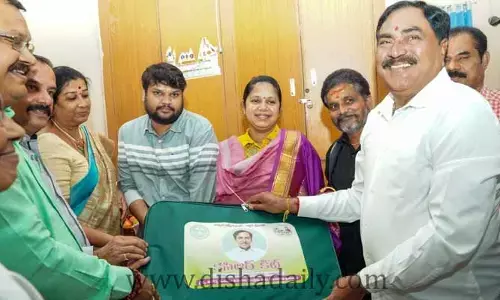 పేదలకు కార్పొరేట్ తరహాలో వైద్య సేవలు అందిస్తున్నాం : మంత్రి ఎర్రబెల్లి