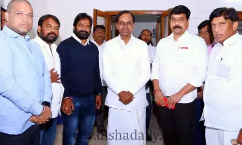 పాత పెన్షన్ అమలుపై నిర్ణయం తీసుకోండి