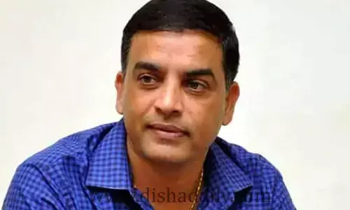 షారుఖ్ మూవీతో నష్టాలను పూడ్చేందుకు దిమ్మతిరిగే ప్లాన్ వేసిన దిల్ రాజు!