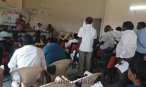 అమ్ముకుందామన్న ఇక మా దగ్గర ఏమీ లేవు.. సర్పంచుల ఆవేదన