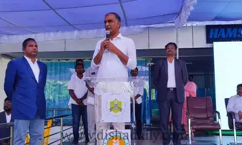 తెలంగాణ పల్లెలో ప్రజలందరికీ మెరుగైన వైద్యం: Minister Harish Rao