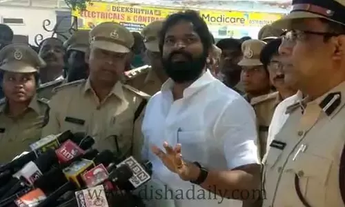 నకిలీ మద్యంపై ఉక్కుపాదం: Srinivas Goud.. బెల్ట్ షాపుల నిర్వహణపై నో కామెంట్..