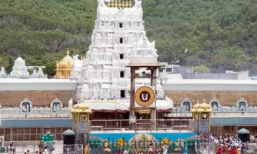 Tirumala Samacharam: తిరుమలలో భక్తుల రద్దీ సాధారణం.. శ్రీవారి దర్శనానికి ఎంత సమయం పడుతుందంటే?