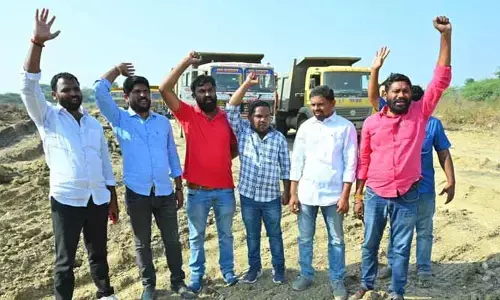 ఎమ్మెల్యే చల్లా ధర్మారెడ్డి బినామీల మొరం దందాను అరికట్టాలి