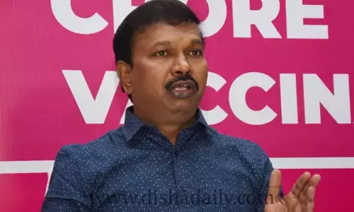 మొన్న ఏసు కృప.. నేడు నరసింహస్వామి దయ.. హాట్ టాపిక్‌గా హెల్త్ డైరెక్టర్ కామెంట్స్..!