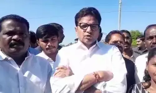 దగ్గరలో ఉన్న ఆస్పత్రికి తీసుకెళ్తే మహేశ్ బతికేవాడు: శ్రీధర్ బాబు