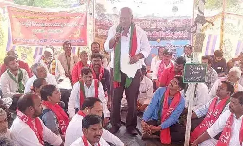 మీ సమస్యను కేసీఆర్ దృష్టికి తీసుకెళ్తా: కూనంనేని