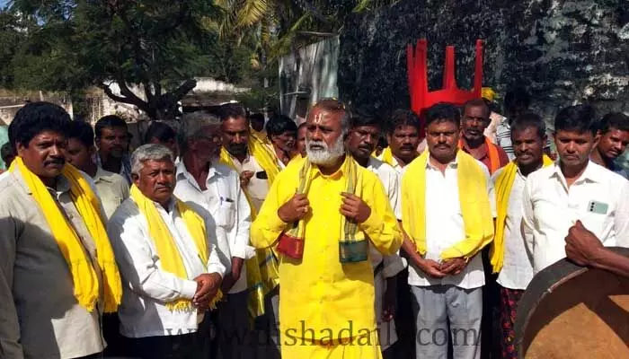 Ap News: ఆ జిల్లాలో 4485 వేల పింఛన్లకు ఎసరు? Ap News: ఆ జిల్లాలో 4485 వేల పింఛన్లకు ఎసరు?
