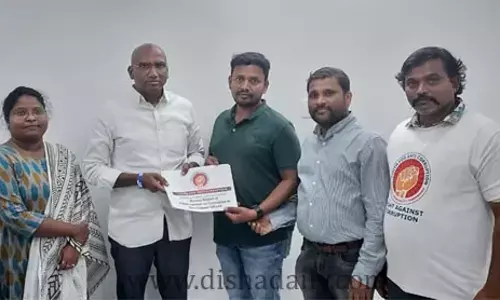 R. S. Praveen Kumar: ఆర్ఎస్ ప్రవీణ్ కుమార్ కు అవినీతి సర్వే రిపోర్టు