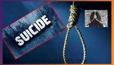 పెళ్లికి నిరాకరించిన ప్రియుడు.. యువతి ఆత్మహత్య పెళ్లికి నిరాకరించిన ప్రియుడు.. యువతి ఆత్మహత్య