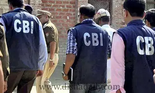 తెలుగు రాష్ట్రాల్లో మరోసారి CBI సోదాల కలకలం