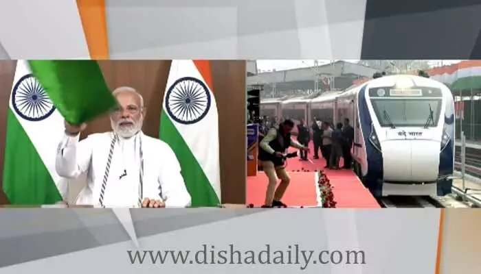 That is Modi... తల్లి చనిపోయిన బాధలోను కర్తవ్య బాధ్యతలు మరవలేదు That is Modi... తల్లి చనిపోయిన బాధలోను కర్తవ్య బాధ్యతలు మరవలేదు