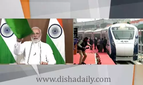 That is Modi... తల్లి చనిపోయిన బాధలోను కర్తవ్య బాధ్యతలు మరవలేదు
