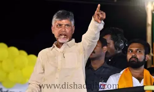 Kuppam Tention: చంద్రబాబును అడ్డుకున్న పోలీసులు.. వాగ్వాదం