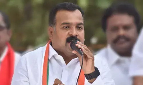 బిగ్ బ్రేకింగ్.. మాణిక్కం ఠాగూర్ అవుట్
