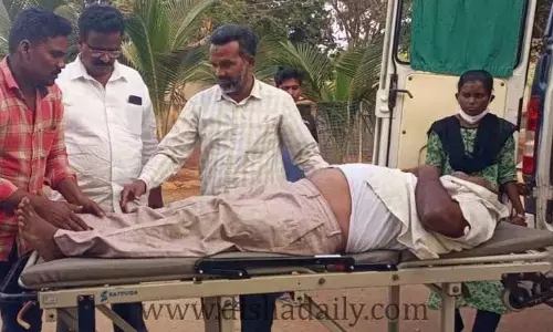 Ycp Group Politics: నందికొట్కూరు ఎమ్మెల్యే అనుచరులపై దాడి