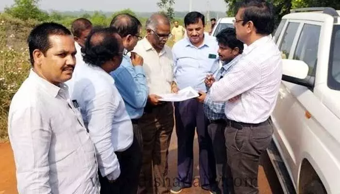 రూ.75 కోట్లతో భోగాపురం ఎయిర్పోర్టుకు నీటి వనరులు రూ.75 కోట్లతో భోగాపురం ఎయిర్పోర్టుకు నీటి వనరులు