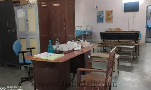 వైద్యశాఖలో 40శాతం ఖాళీలే