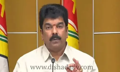 ట్విట్టర్‌లో రెట్టలు వేస్తూ చంకలు గుద్దుకునే నీవు..ఐసీఏఐ నోటీసులపై స్పందిచవేం?: విజయసాయిరెడ్డిపై బొండా ఉమా