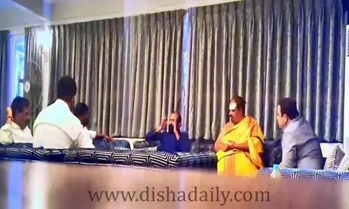 సీఎంకు ఆ సీడీలు ఇచ్చింది రోహిత్ రెడ్డే!