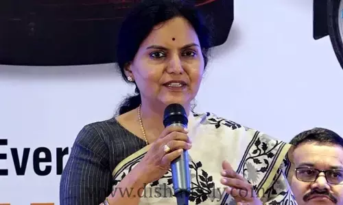 తెలంగాణ పథకాలు దేశానికే ఆదర్శం: CS శాంతికుమారి