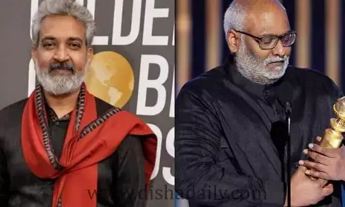Natu Natu సాంగ్‌కు రాజమౌళి, కీరవాణి స్టెప్పులు (వీడియో)