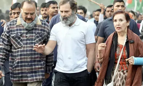 రాహుల్ యాత్రలో పాల్గొన్న మాజీ ఐఏఎస్‌పై CBI కేసు నమోదు!