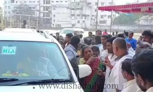 పండగ పూట ఎమ్మెల్యే సాయన్నకు పరాభవం..