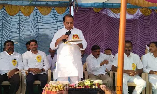 నాను మహారాజ్ జాతర ఉత్సవానికి హాజరైన మంత్రి ఇంద్రకరణ్ రెడ్డి