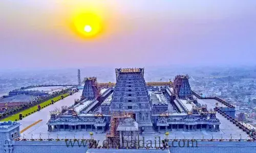 బ్రేకింగ్: ఈ నెల 18న యాదాద్రికి ముగ్గురు సీఎంలు..