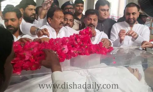 సీఎం కేసీఆర్ నిర్ణయాన్ని తప్పుబట్టే వాళ్లది మానసిక వైఖల్యమే : Revanth Reddy