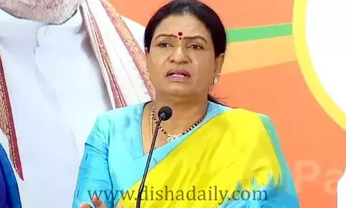 కౌశిక్‌కు రాజకీయాల్లో ఓనమాలు కూడా తెలియవు : డీకే అరుణ