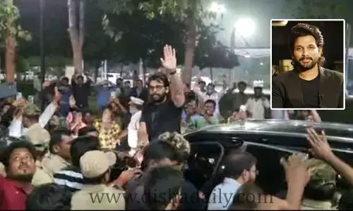 Allu Arjun in Visakhapatnam : విశాఖలో పుష్పరాజ్ సందడి