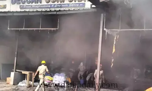 సికింద్రాబాద్ ఫైర్ యాక్సిడెంట్ : ఒకరి డెడ్ బాడీ గుర్తింపు