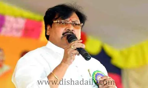 Ap News: రాష్ట్రంలో నియంత్రత్వ పాలకుల్ని తరిమికొట్టాలి: వర్ల రామయ్య