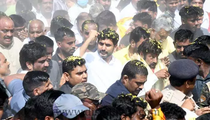 Nara lokeshకు 200 మంది ప్రైవేటు బౌన్సర్లు - అనుక్షణం 400 మంది వాలంటీర్లు..!