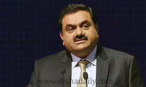 అదానీ కంపెనీలో రైడ్స్.. కలకలం రేపుతోన్న అధికారుల ఆకస్మిక తనిఖీలు!