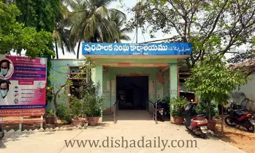 జనగామ మున్సిపల్‌లో కొన‌సాగుతున్న హై డ్రామా.. రంగంలోకి కేటీఆర్‌!
