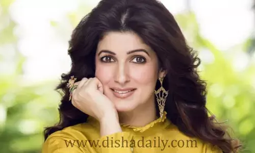 ఆ ముడతలను పతకాలతో సమానంగా పరిగణించాలి: Twinkle Khanna ఫన్నీ పోస్ట్