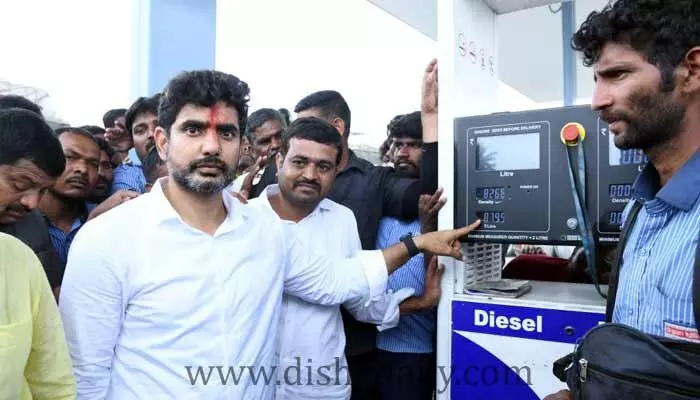 రైతులంటే జగన్కు చిన్నచూపు.. పాదయాత్రలో నారా లోకేశ్ ఫైర్ రైతులంటే జగన్కు చిన్నచూపు.. పాదయాత్రలో నారా లోకేశ్ ఫైర్