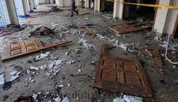 Pakistan Bomb Blast : మసీదులో ఆత్మాహుతి దాడి.. 70 మంది వరకు.. Pakistan Bomb Blast : మసీదులో ఆత్మాహుతి దాడి.. 70 మంది వరకు..