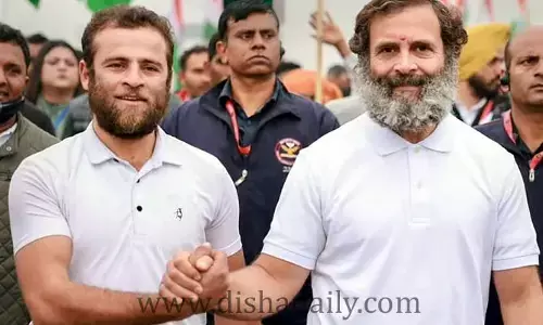 రాహుల్ గాంధీ డబుల్ సీన్!